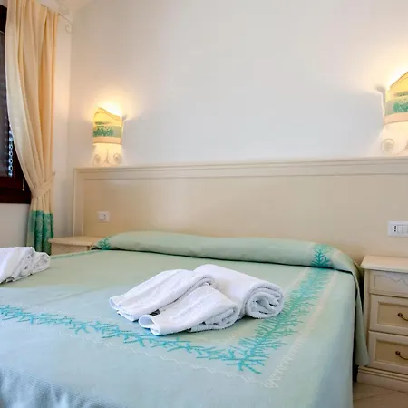 La - In Sardinia * Порто-Сан-Паоло