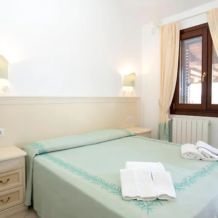 Guesthouse La Locanda - Comfy Rooms & Local Food Porto San Paolo (Sardinia)