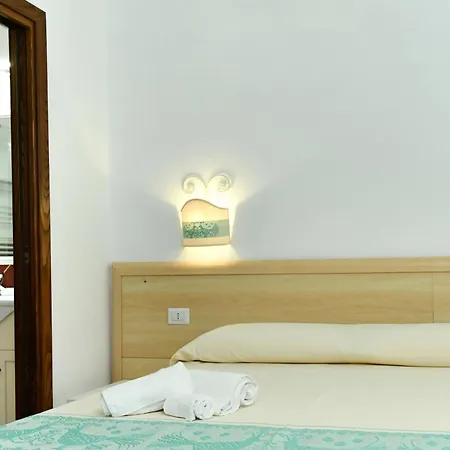La - In Sardinia 波尔图圣保罗