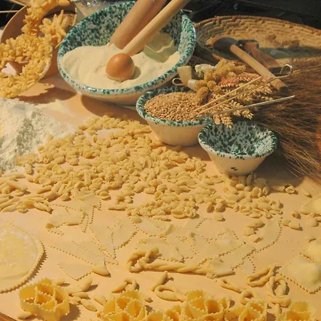 Мини-отель La - Comfy & Local Food *