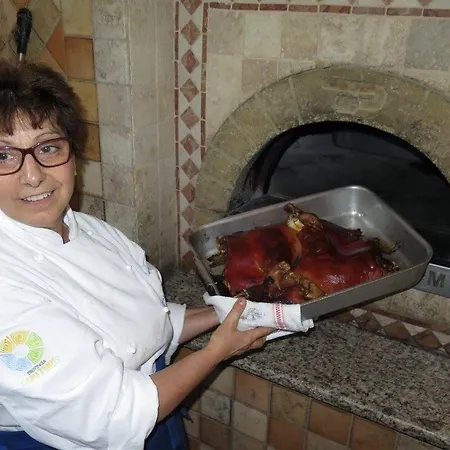 La - Comfy & Local Food * Порто-Сан-Паоло