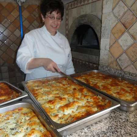 La - Comfy & Local Food Мини-отель