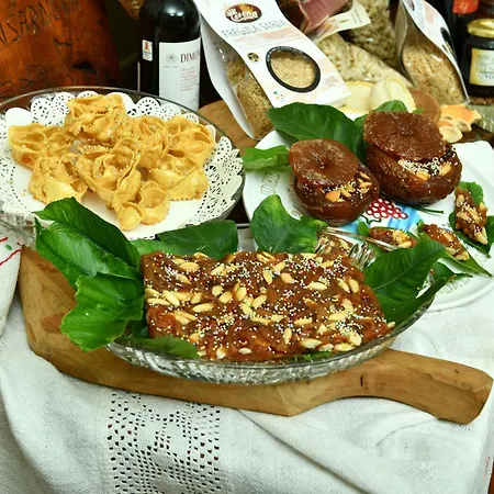 La - Comfy & Local Food Мини-отель Порто-Сан-Паоло
