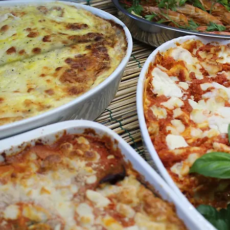 La - Comfy & Local Food Мини-отель *